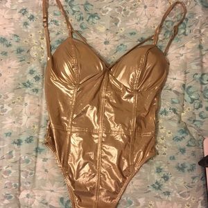 🔥🔥 Gold Body Suit